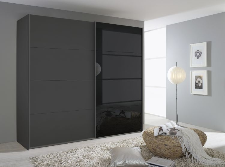 Quadra_Schwebet_renschrank_113503_Milieubild1